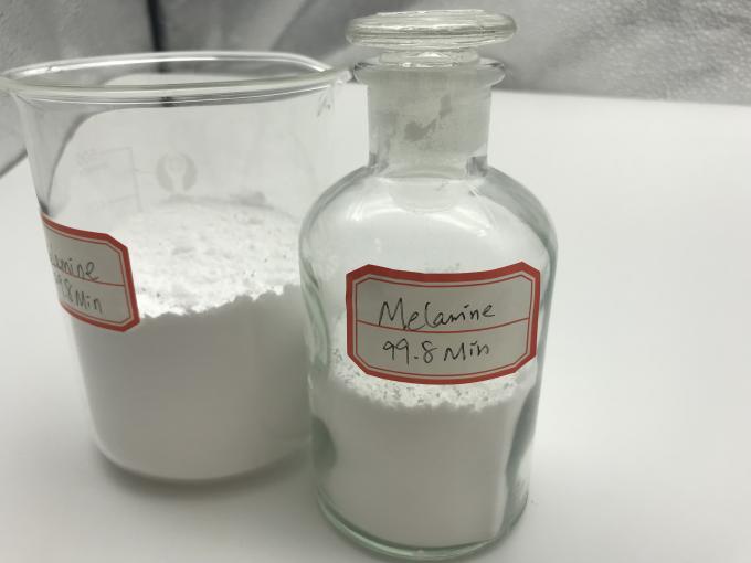 Melamina Crystal Powder Industrial Grade CAS 9003-08-1 do cartão 99,8% 2