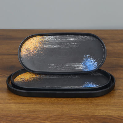 Bom preço. As placas ovais da melamina para o aperitivo da louça do restaurante chapeiam grupos on-line