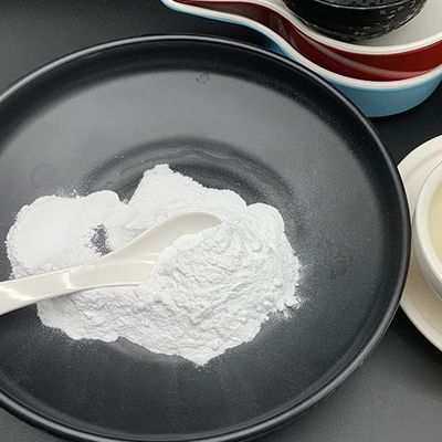 Bom preço. Matérias primas químicas moldando do pó da ureia inodora usadas em necessidades diárias on-line