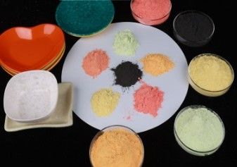 Bom preço. Composto de moldagem de melamina A melhor escolha para a fabricação de utensílios de mesa simplificados on-line
