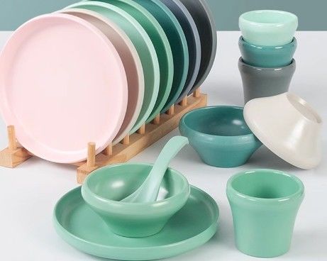 Bom preço. Serviço personalizado para utensílios de mesa de melamina, desenhos e cores personalizados on-line