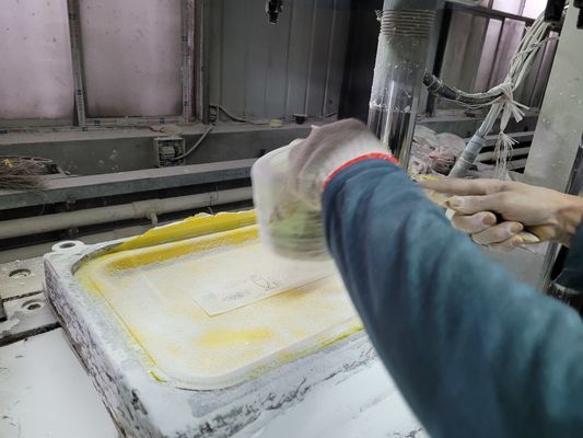 Composto de moldagem de ureia resistente à humidade de alta pureza para artigos de mesa em pó branco