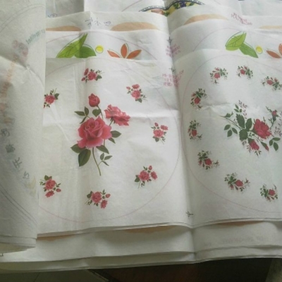 Bom preço. a melamina 100% do brilho de 40G 45G cobre o papel para a impressão dos utensílios de mesa on-line